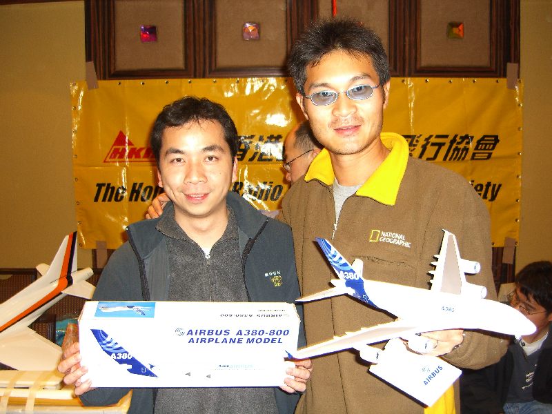 Ah Cho received an Airbus 380 model